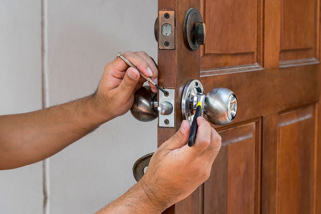 Schlüsseldienst Charlottenburg-Werkzeuge: Das Handwerkszeug eines Profis