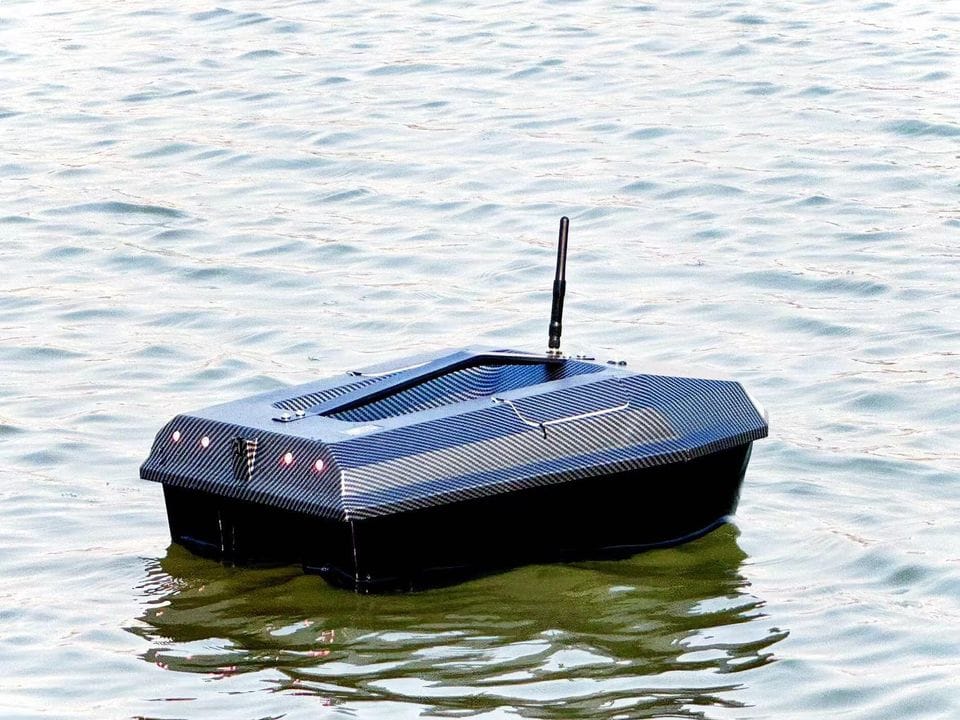 Futterboote mit GPS: Präzision und Effizienz beim Fischen