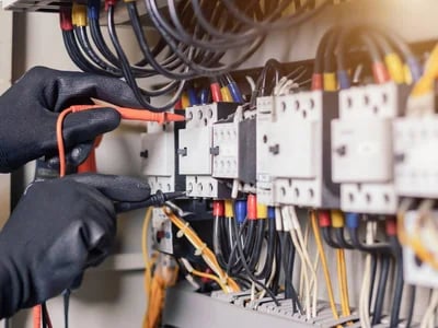 Kosten und Zeitaufwand der Prüfung ortsveränderlicher elektrischer Betriebsmittel