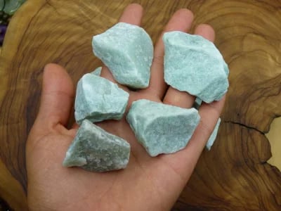 Mehr als Kristalle: Aventurin-Energie und Seelenzauber bei CrystalScents