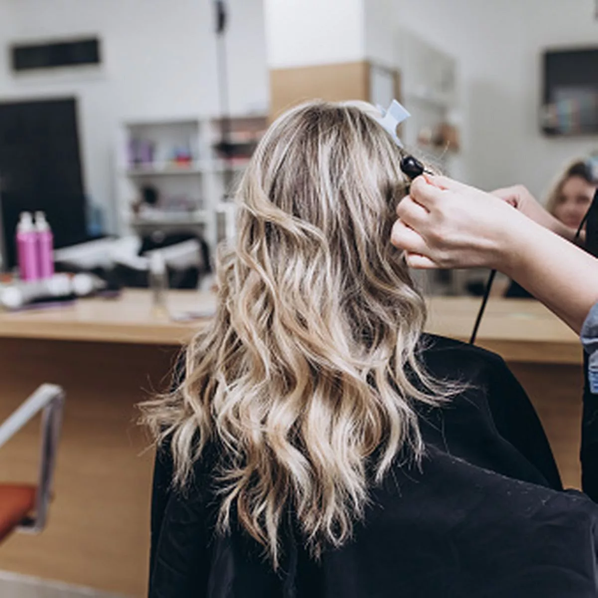 Ihr Experte für Wellness & Spa Einrichtung & Friseureinrichtung