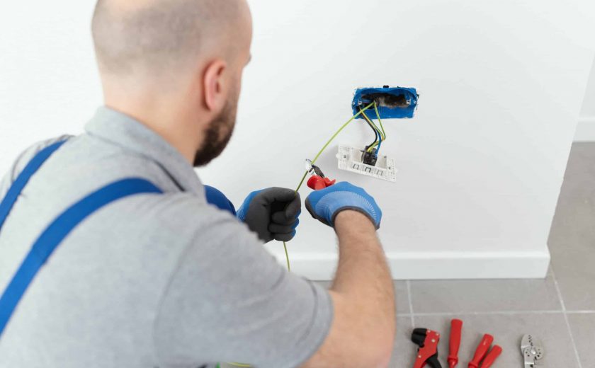 Kosten und Zeitaufwand der Prüfung ortsveränderlicher elektrischer Betriebsmittel